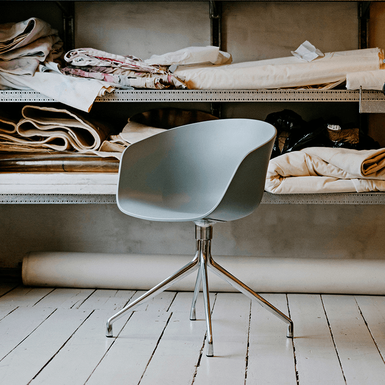 AAC 20 chair. Grey recycled plastic shell, aluminium swivel base. HAY visitor chair.